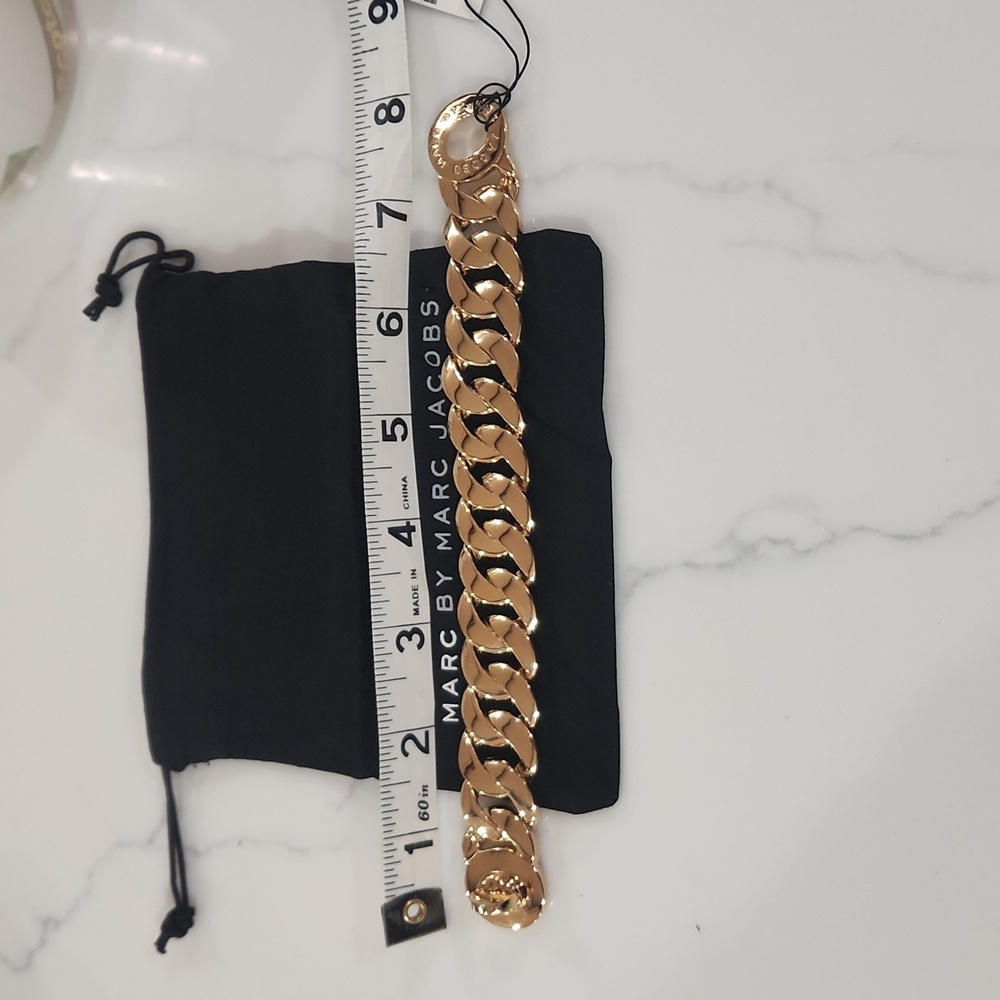Marc by Marc Jacobs Gold tone bracelet NWT - Picture 7 of 8